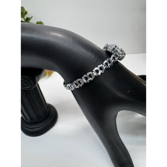 Antique 1930s Bruner Masterbilt Art Deco Swiss Ladies Watch Silver Tone Runs - Picture 5 of 11